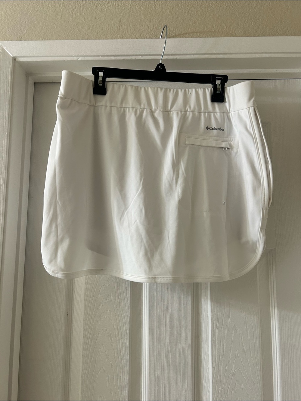 Columbia White Women's Athletic Skort - Picture 2 of 4